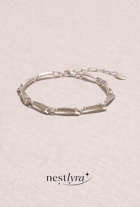 Vintage Edge Geometric Silver Bracelet