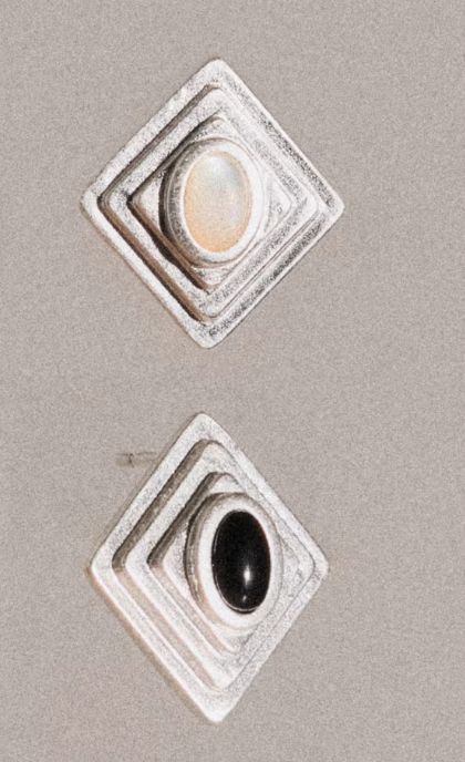 Geo Shell & Onyx Fusion Studs