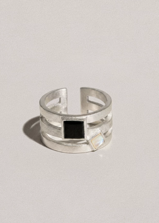Ivory Shell & Onyx Open Band Ring