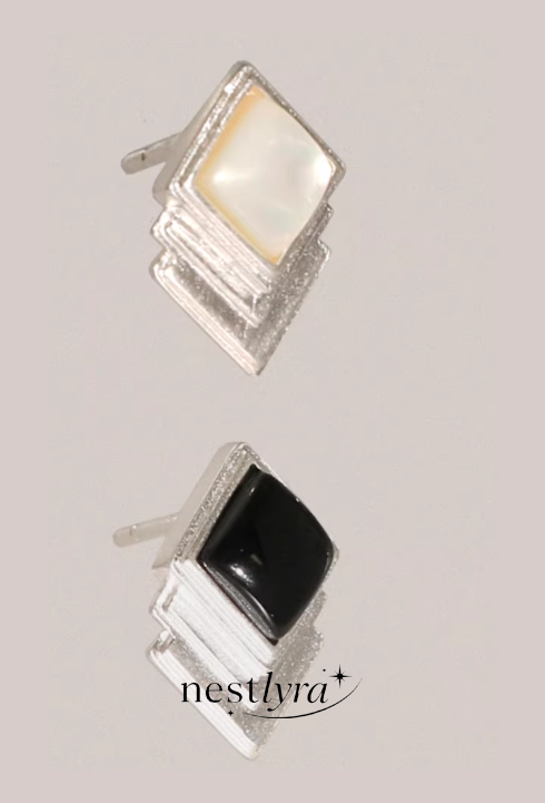 Vintage Diamond Grid Stud Earrings